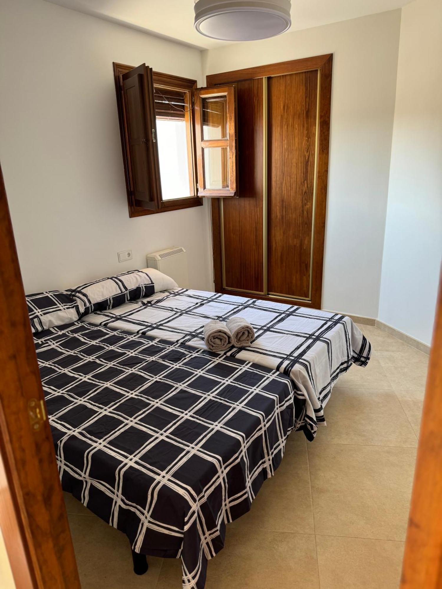 Apartamentos Penaflor Guadix Eksteriør billede